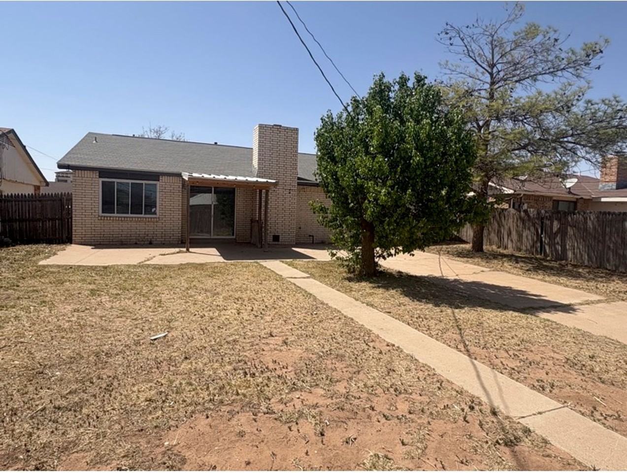 329 Rockylane Dr - Photo 2 of 21