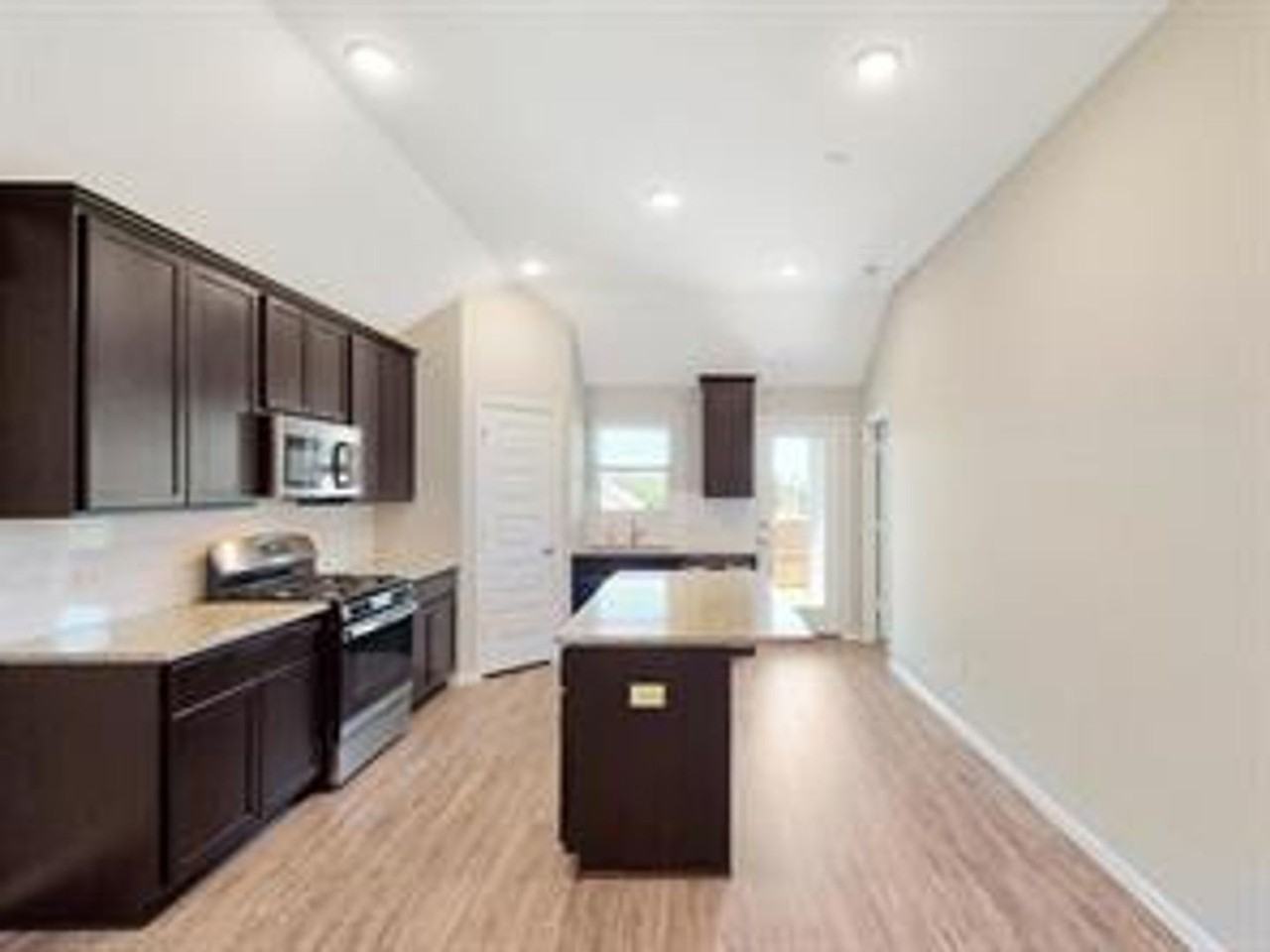 3421 Buster Way - Photo 7 of 14