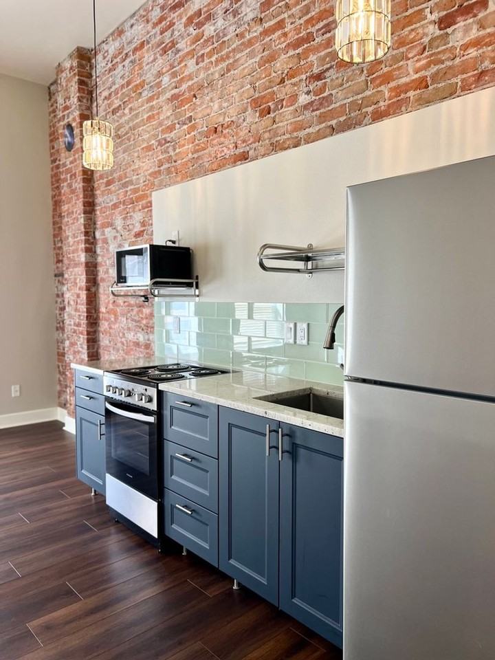 116 E 4th Ave - Photo 4 of 15