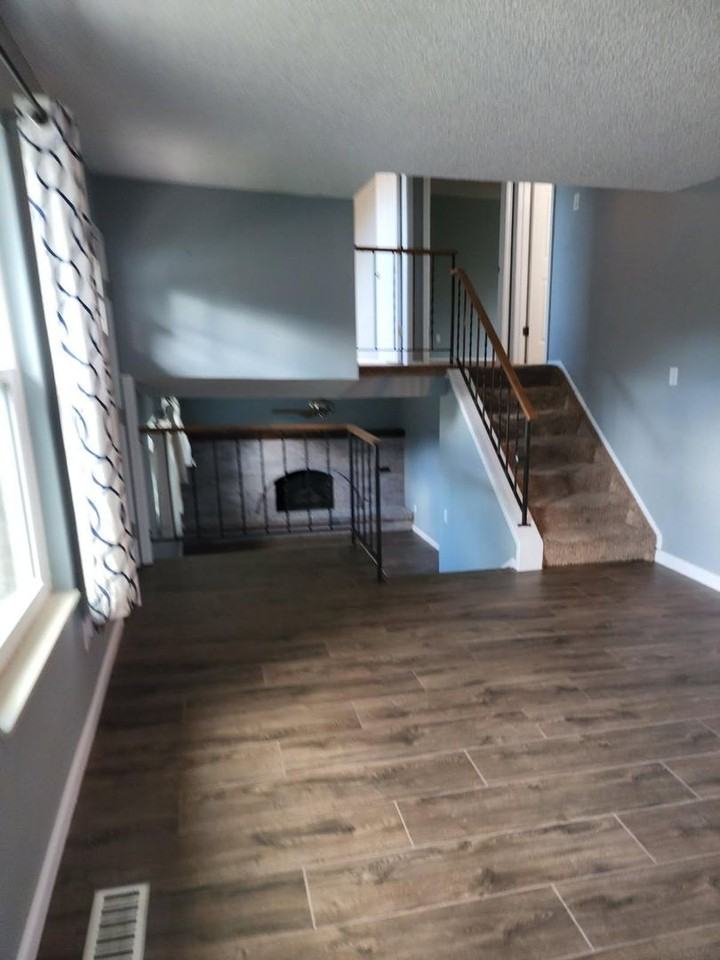 5110 Bridle Pl - Photo 2 of 12
