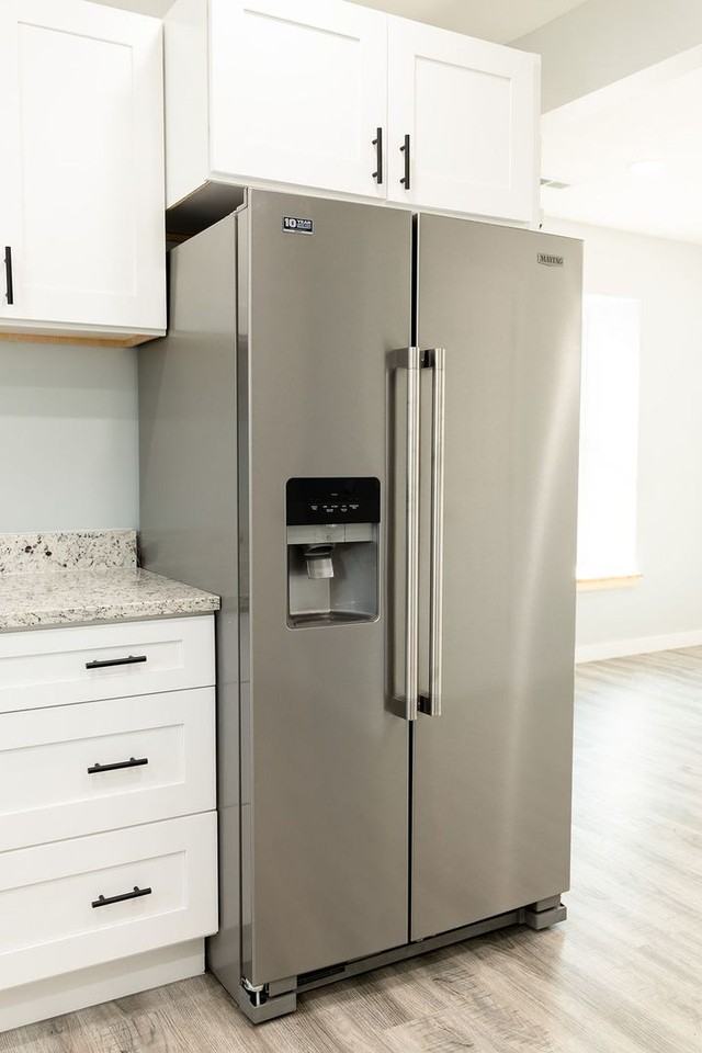 403 N 6th St - Photo 2 of 46