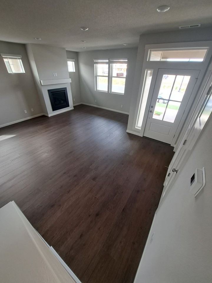 8496 Se Quincy St - Photo 2 of 36