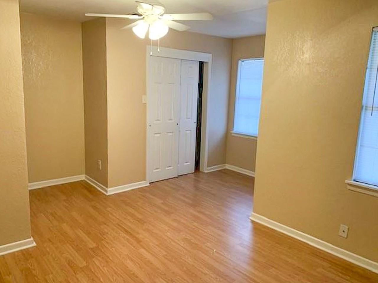 1807 N Mcdonald Ave - Photo 6 of 8