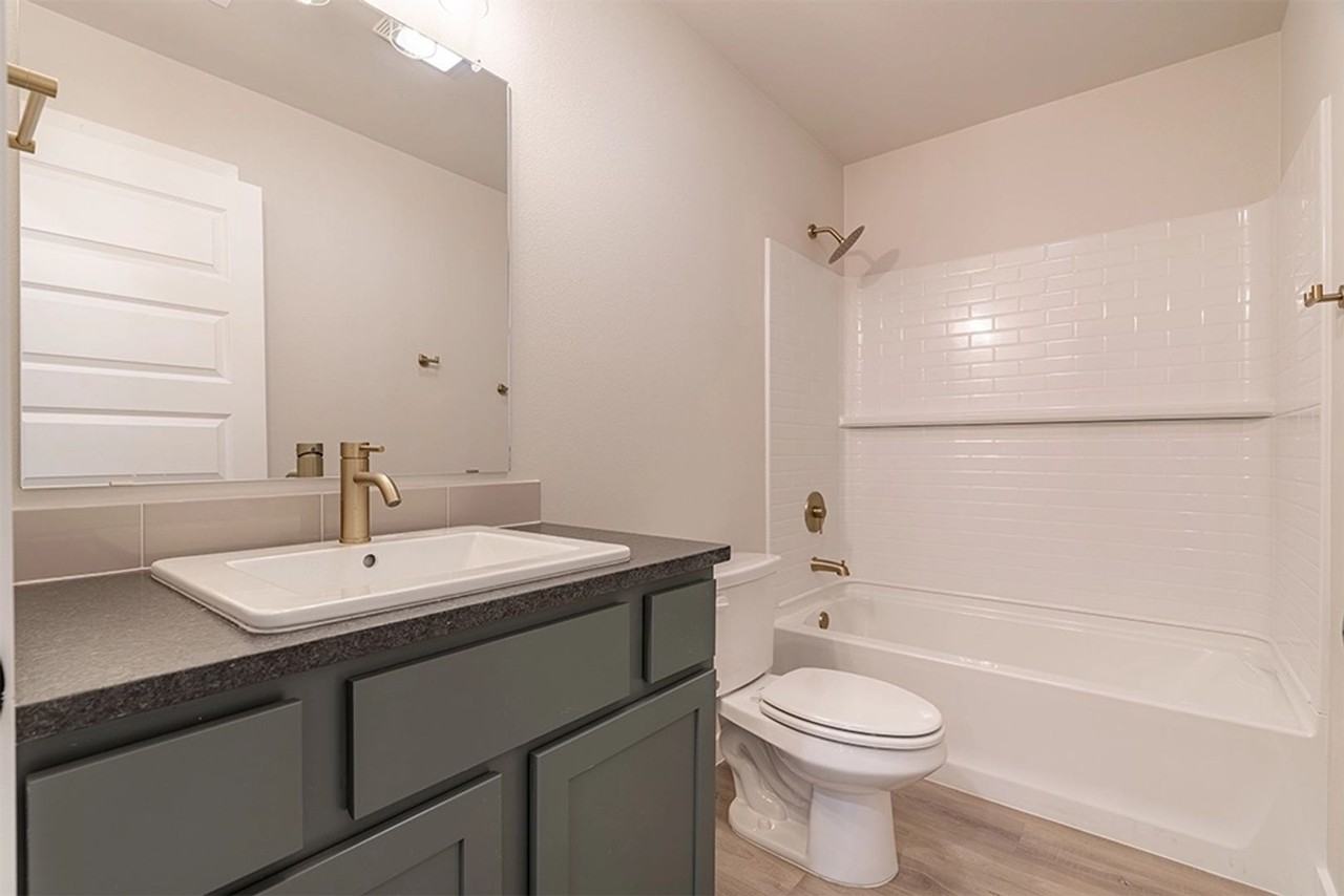 7219 37th St - Photo 7 of 7