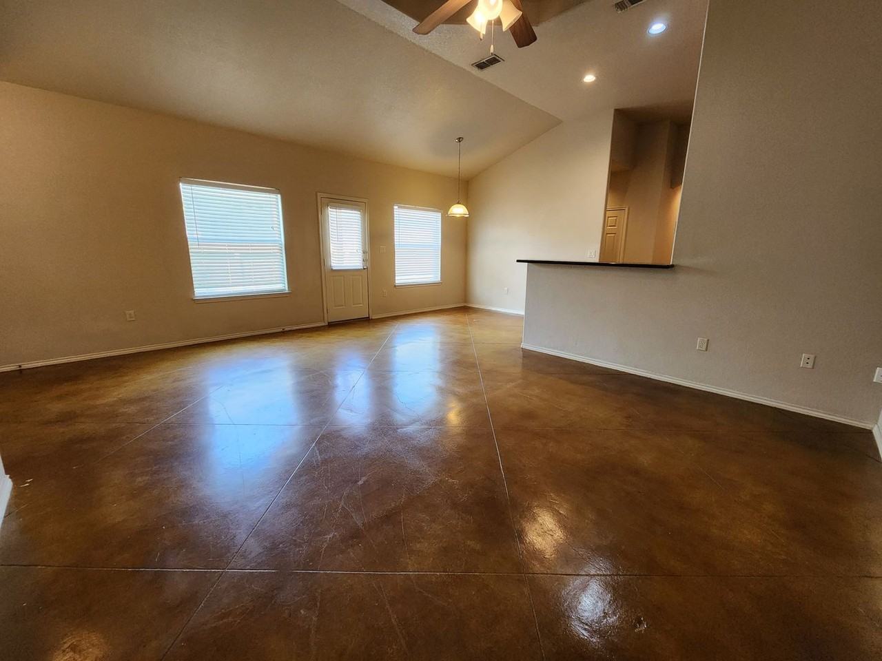 229 Anne Louise Dr - Photo 7 of 29