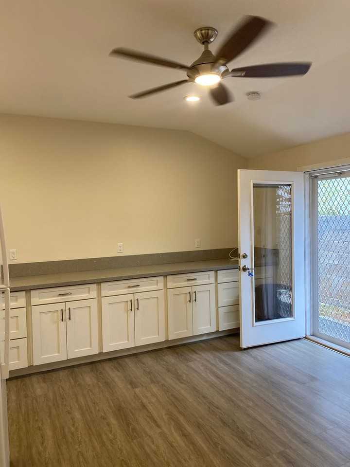 2125 Liliha St - Photo 4 of 11