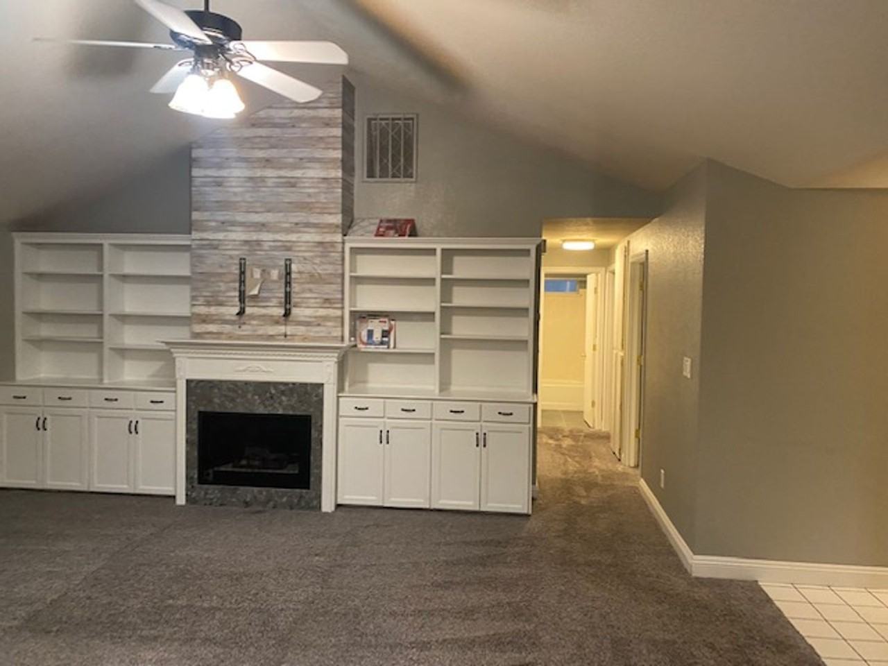 1364 Brook Ct - Photo 3 of 25