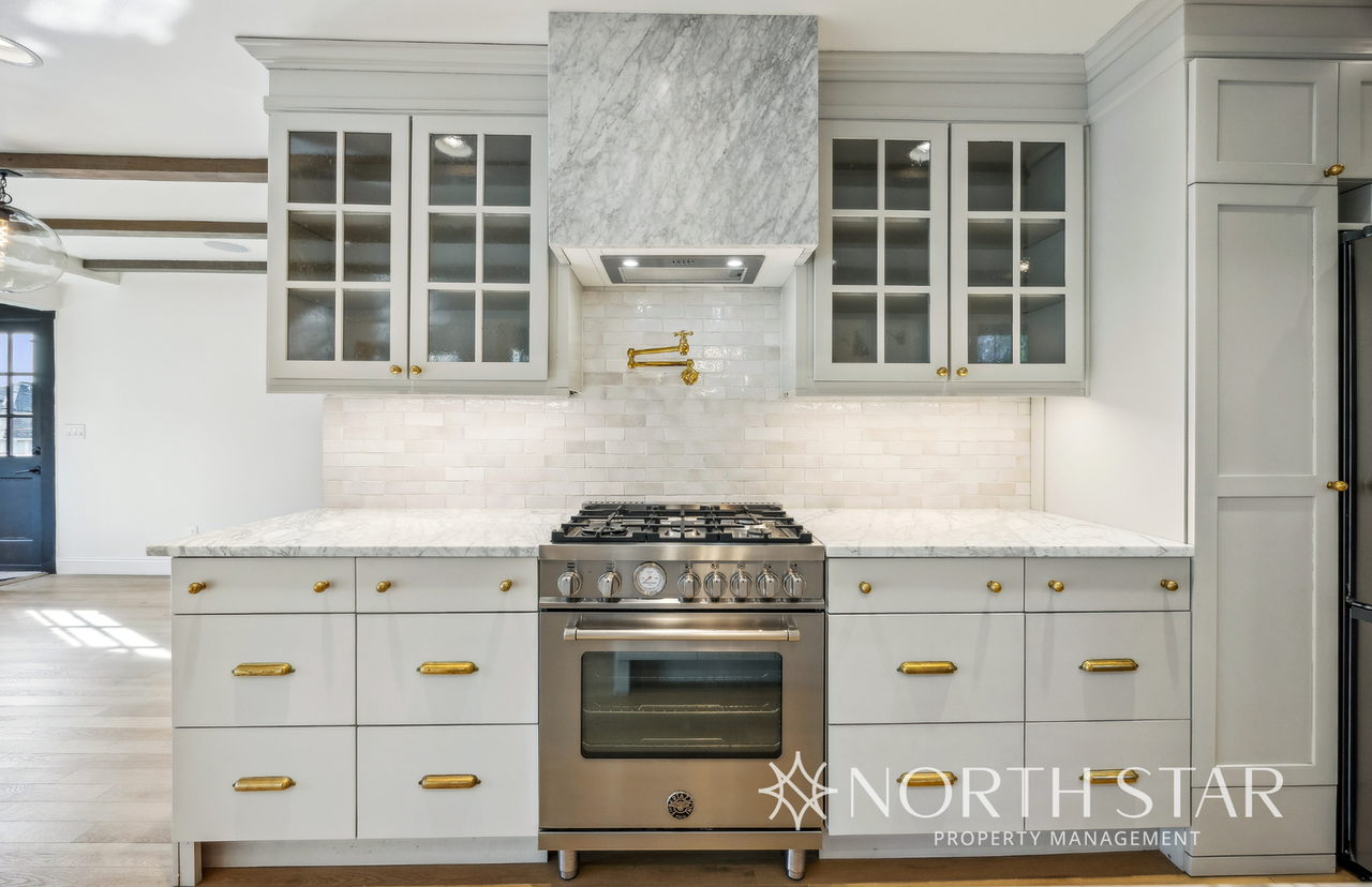 8143 Sw 37th Ave - Photo 6 of 41