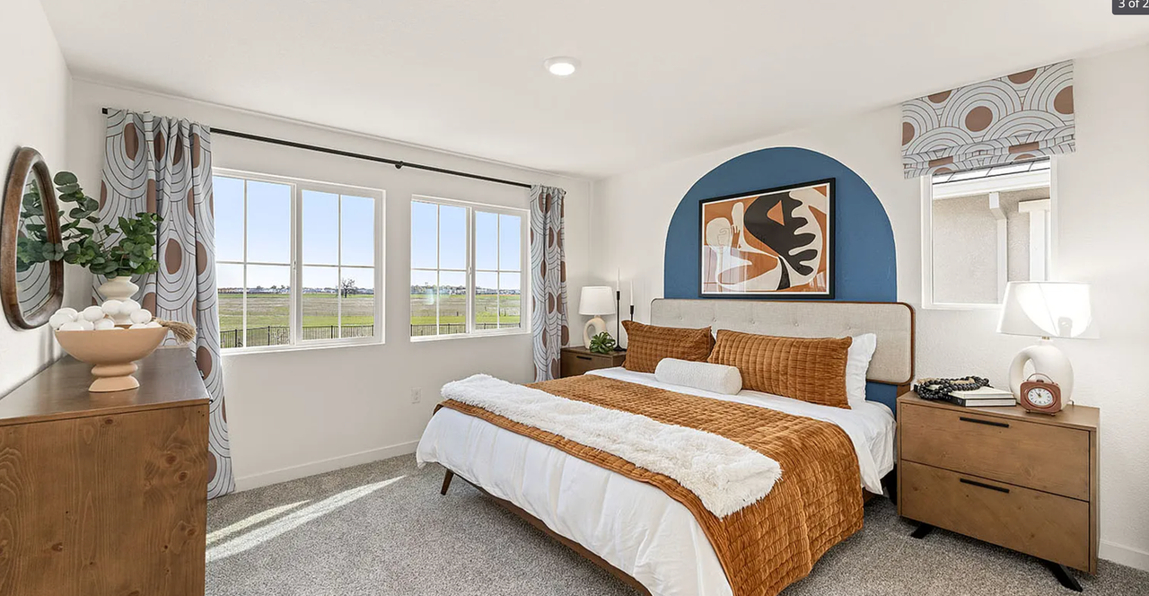 808 Cliff Ct - Photo 3 of 18