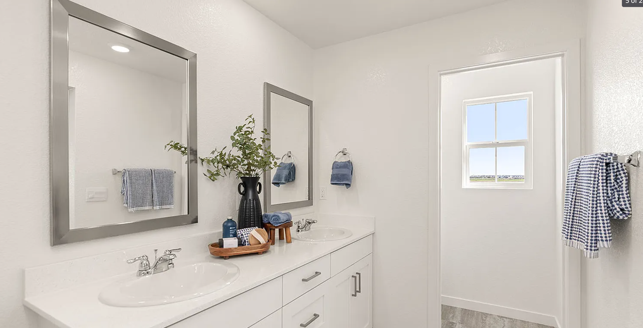 808 Cliff Ct - Photo 5 of 18