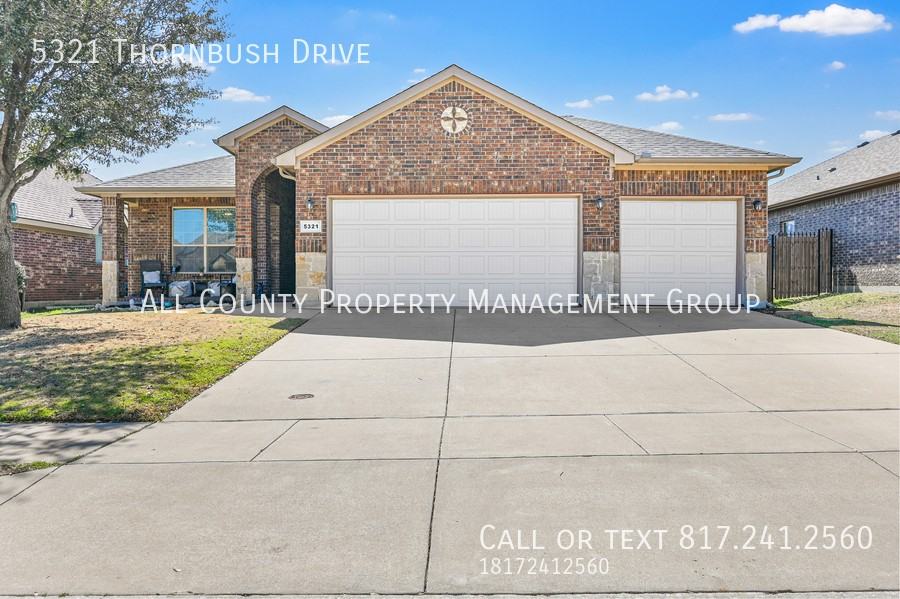 5321 Thornbush Dr - Photo 2 of 19