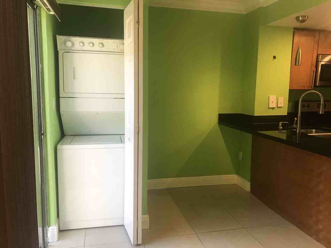 1811 Sw 107th Ave #NA - Photo 4 of 11