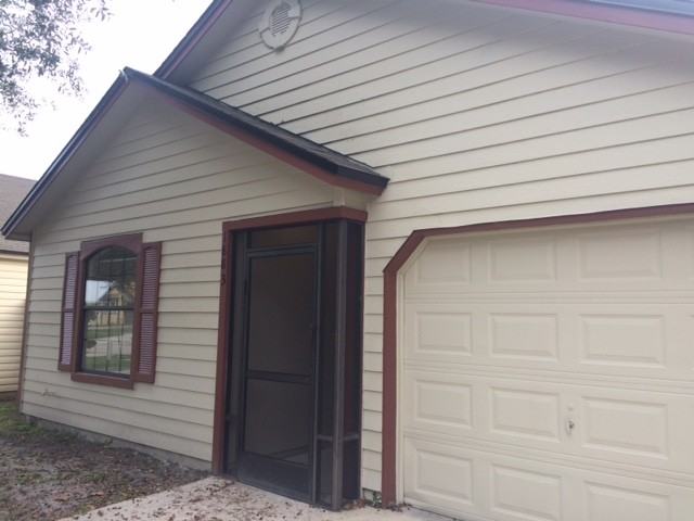 1883 MacKenzie Ct S - Photo 2 of 18