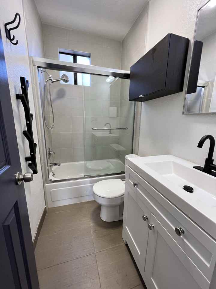 4222 Carrington St #2 - Photo 3 of 24