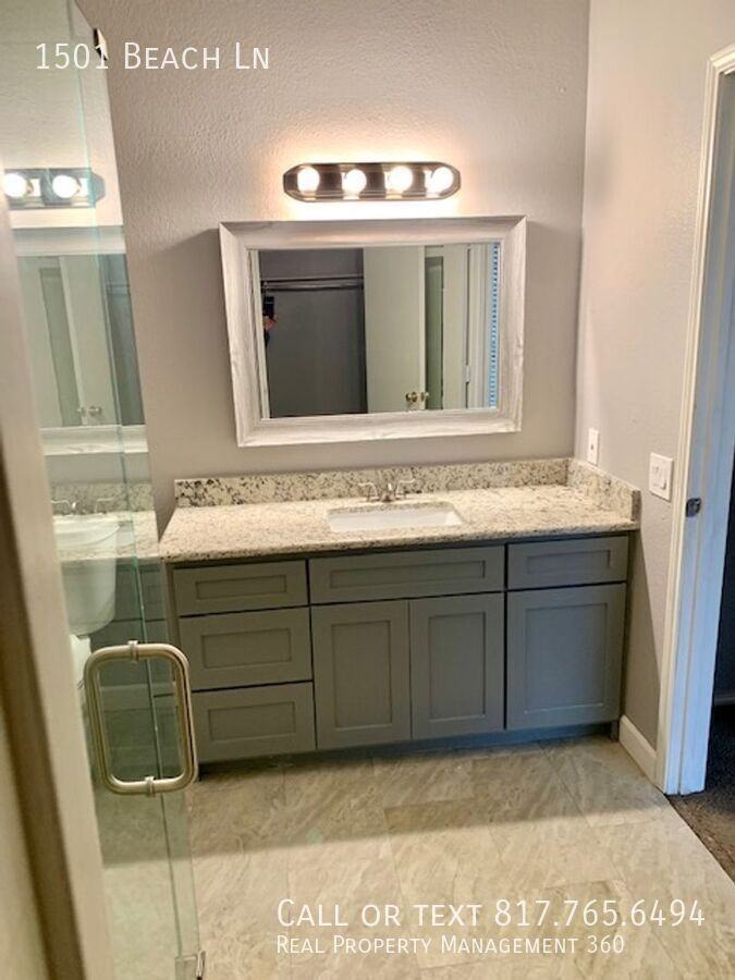 1501 Beach Lane - Photo 7 of 12