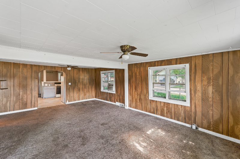 400 S Georgia St - Photo 3 of 25