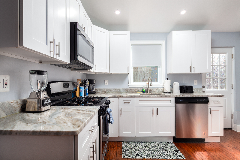 768 Columbia Rd Nw - Photo 2 of 19