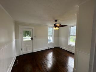 1028 Pennsylvania Avenue - Photo 2 of 33
