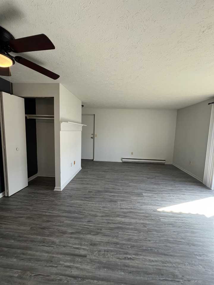 1879 Turner Boulevard - Photo 2 of 14