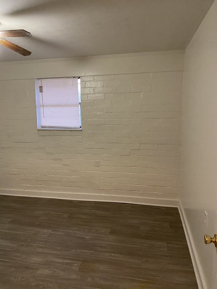 933 Decatur Court - Photo 7 of 20