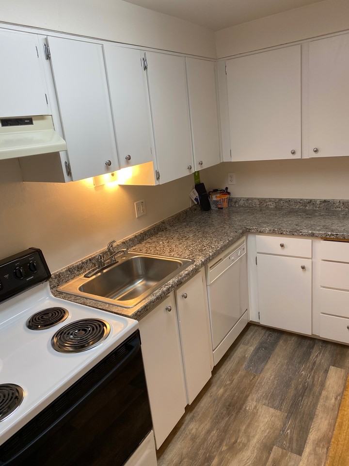 Valley Brook Apts - Photo 6 of 50