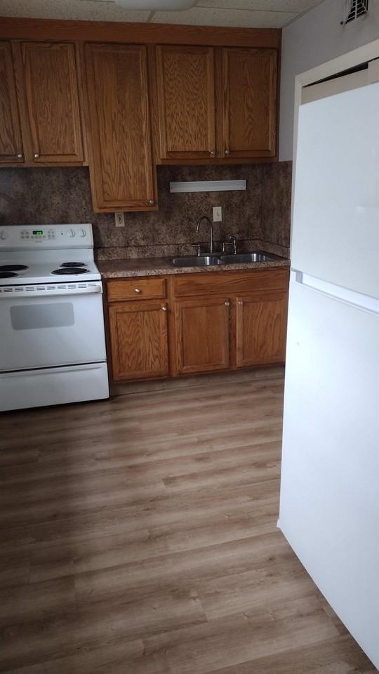 4215 S. Churchway - Photo 7 of 10