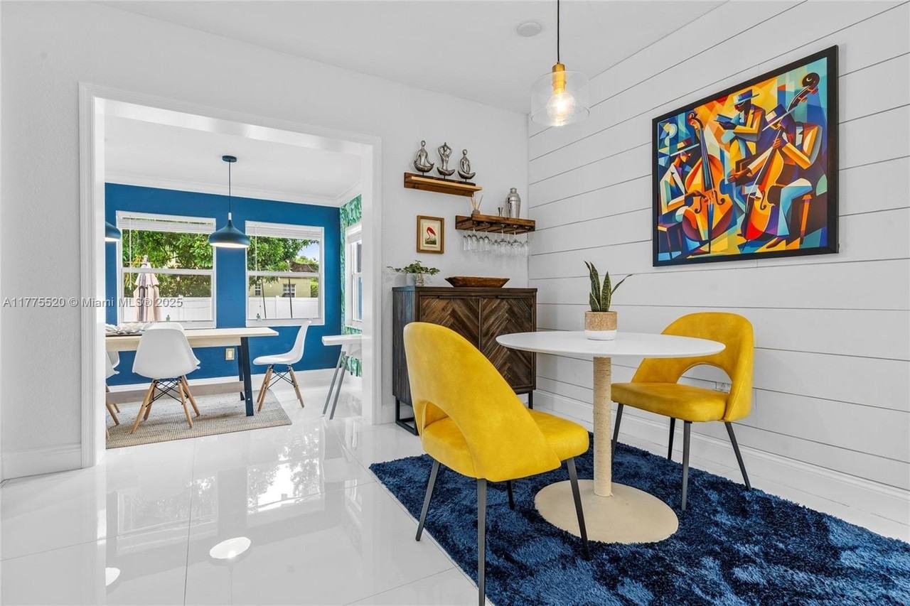 775 Nw 44th St - Photo 4 of 31