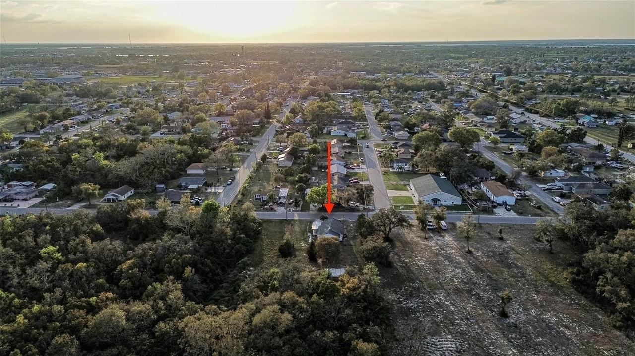 1201 N 26th St - Photo 4 of 50