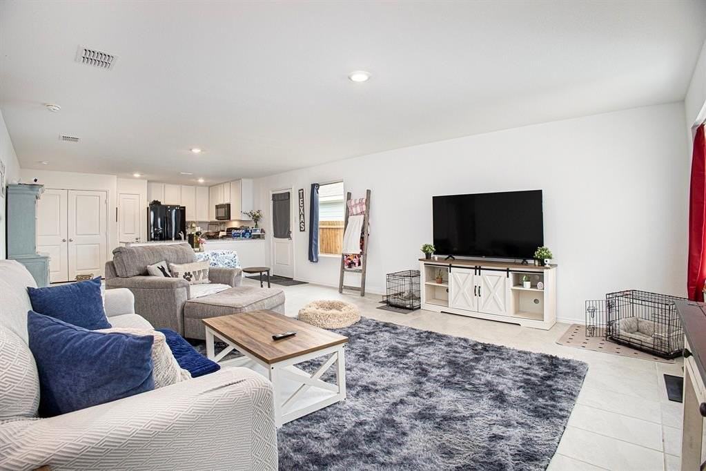 3624 Bluebird Ln - Photo 6 of 26