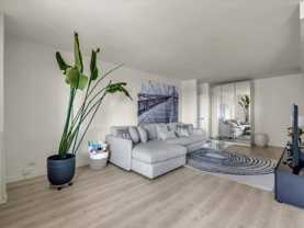 2915 W 5th St #10F - Photo 1 of 1