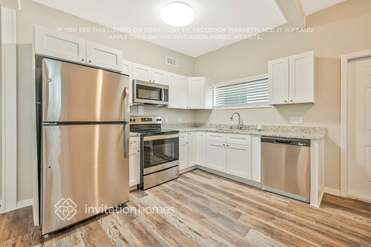 4805 Basswood Ln - Photo 6 of 24