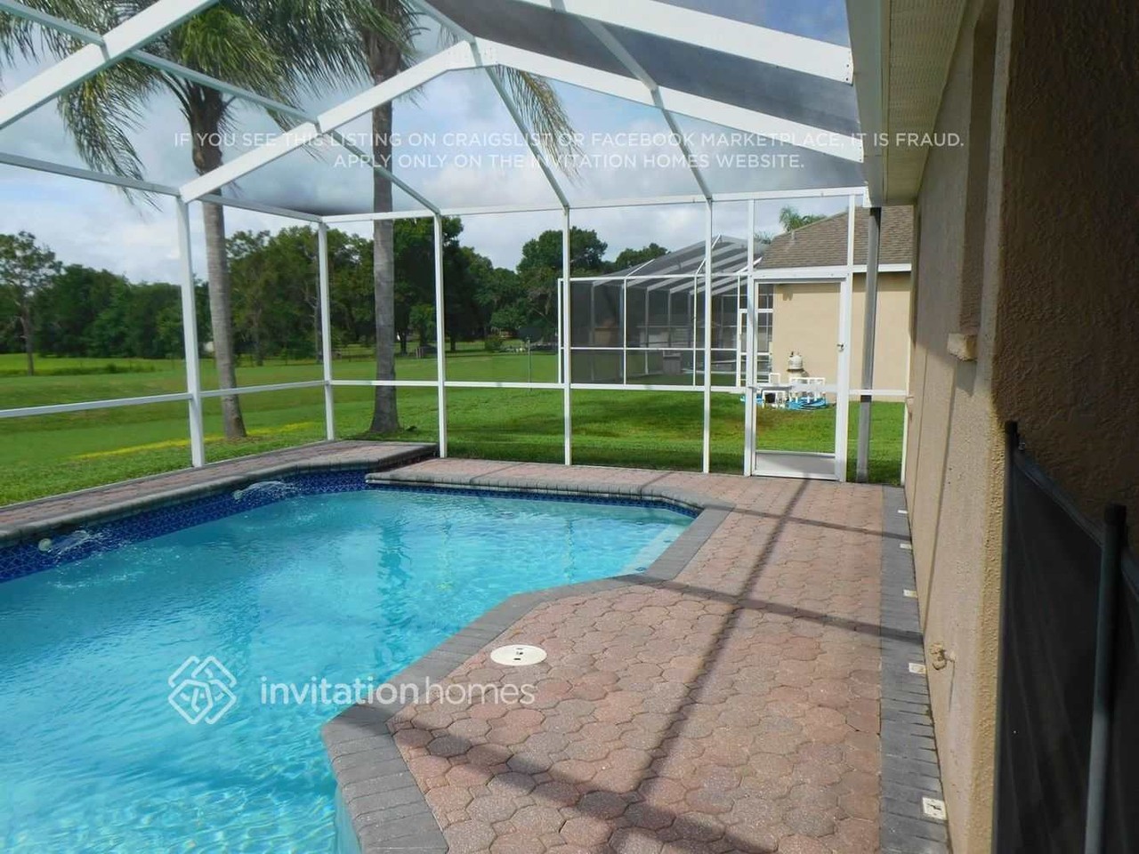 3429 Eastmonte Dr - Photo 2 of 4