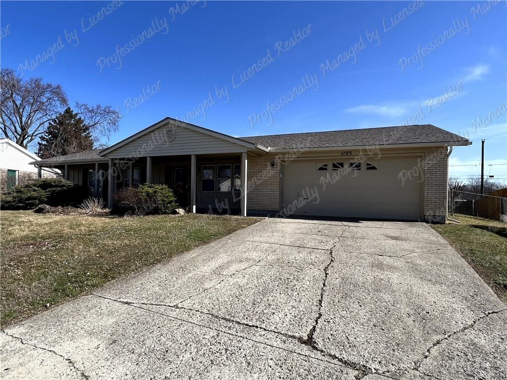 1103 Robinette Ave - Photo 2 of 27