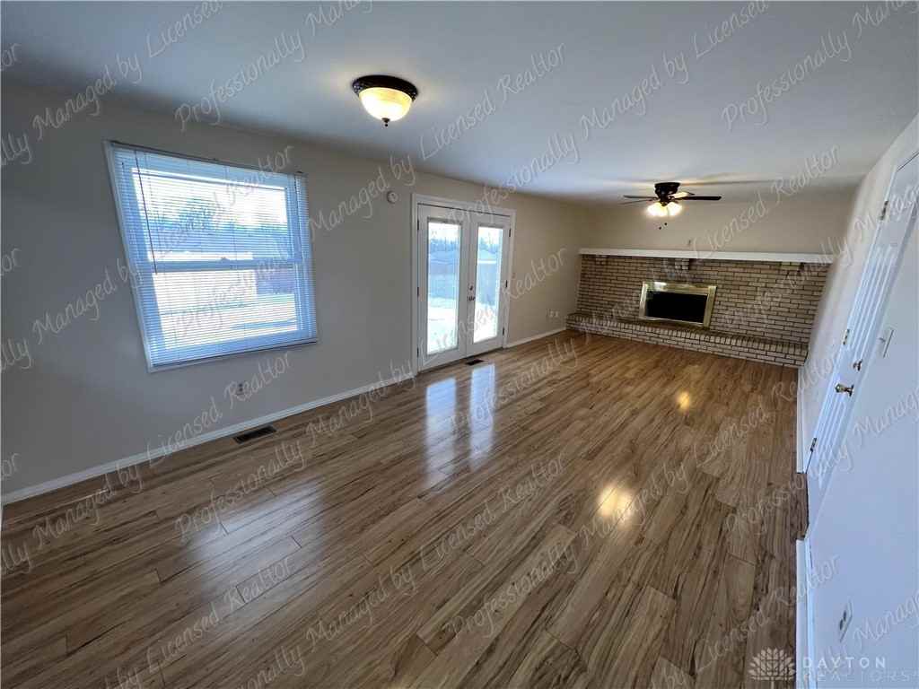 1103 Robinette Ave - Photo 7 of 27