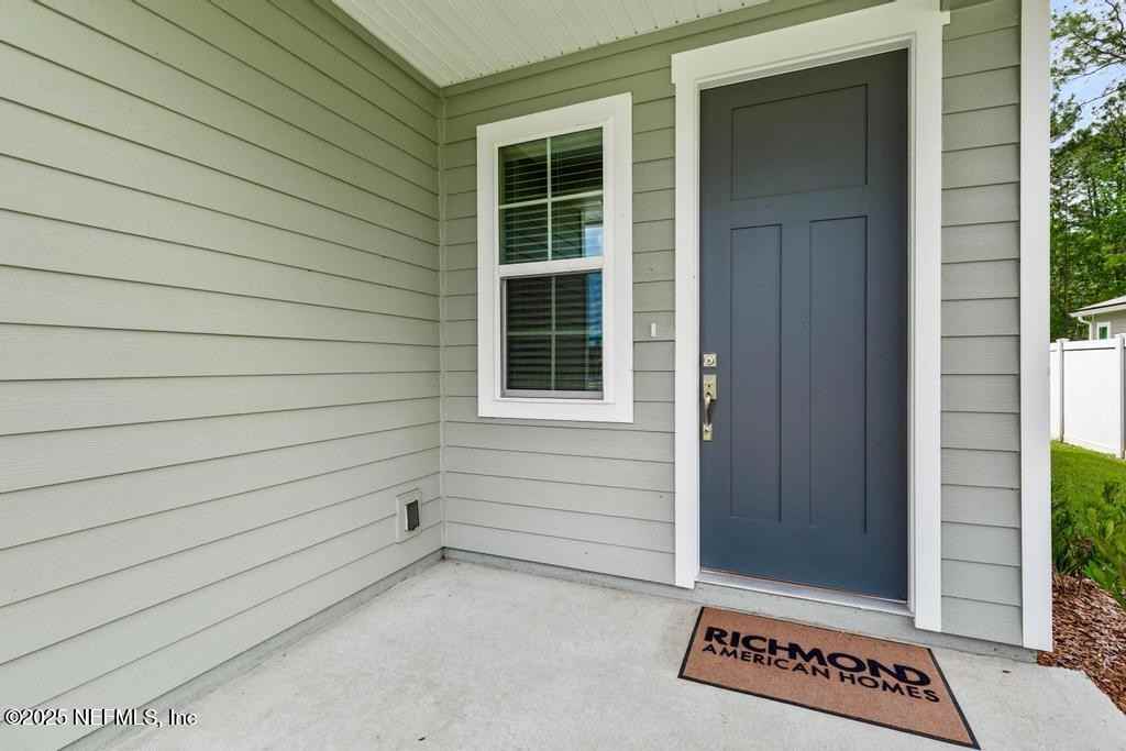 884 Lightsey Crossing Ln - Photo 3 of 50