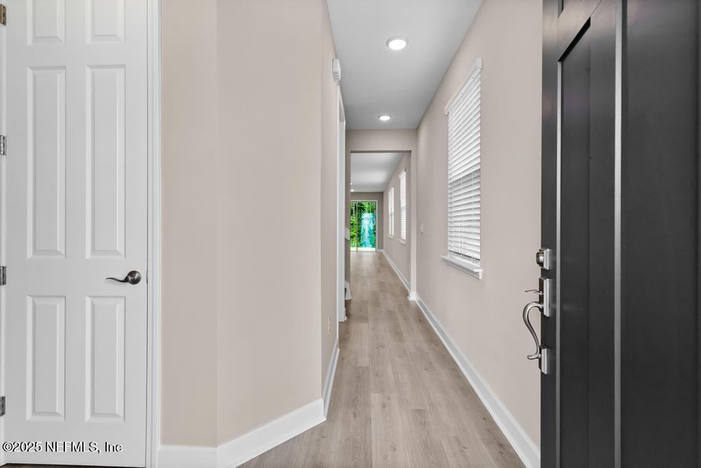 884 Lightsey Crossing Ln - Photo 4 of 50