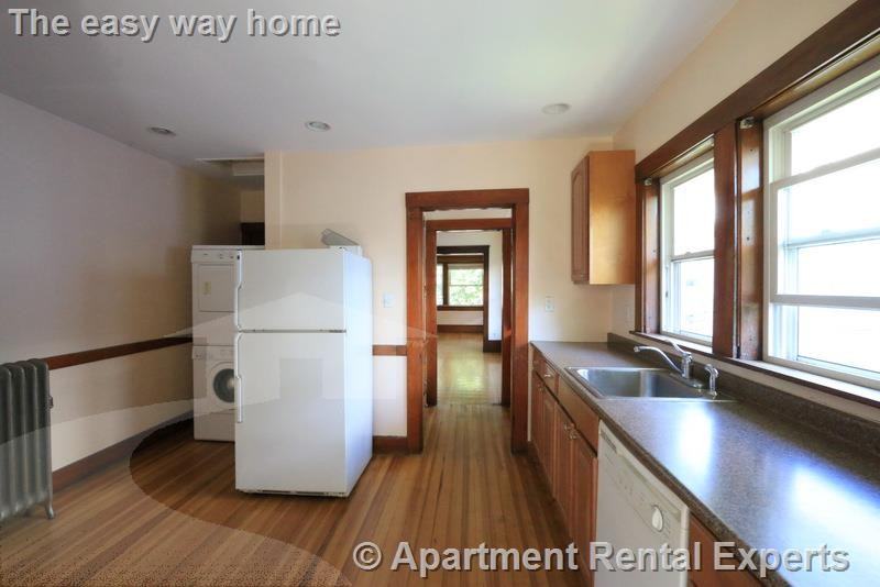 46 Saville St #2 - Photo 2 of 18