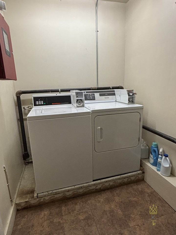 199 Winthrop Rd #33 - Photo 2 of 3