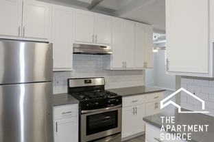 3928 N Pine Grove Ave #GDN - Photo 1 of 1