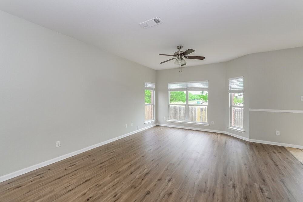 6357 Claire Dr - Photo 6 of 17