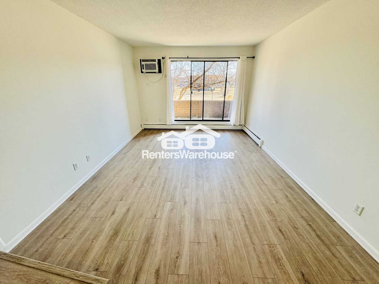 7330 York Ave S #101 - Photo 6 of 25