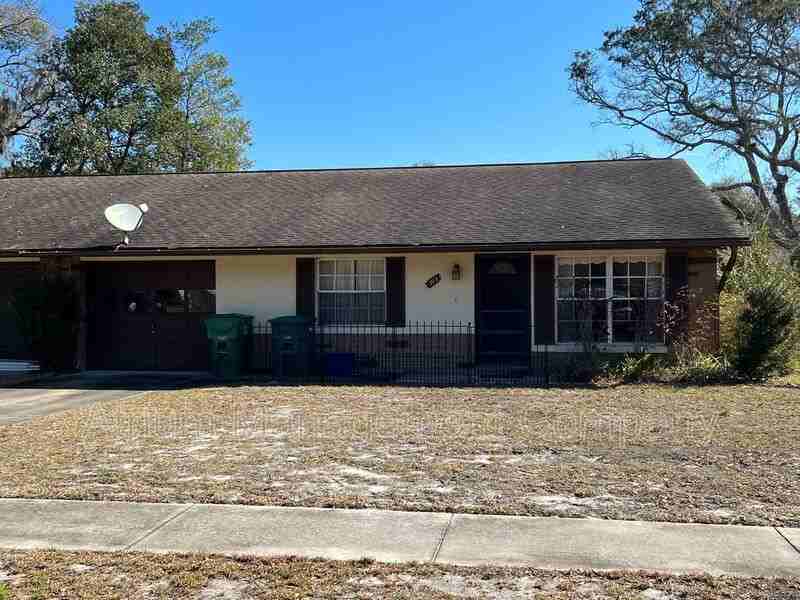 913 New Bedford Dr - Photo 2 of 21