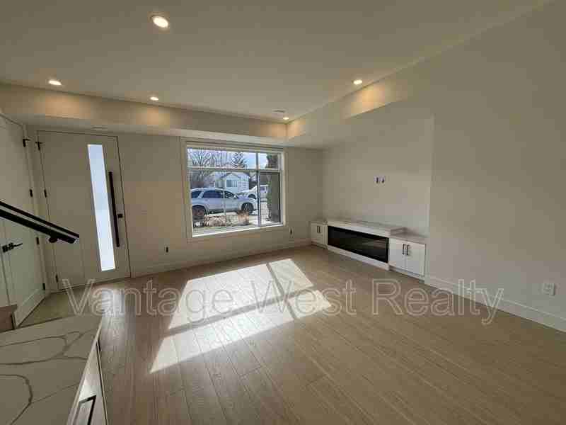 701 Lawson Ave - Photo 6 of 17