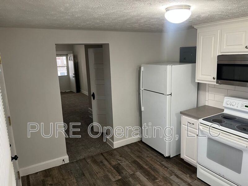 2513 N 62nd St - Photo 2 of 22