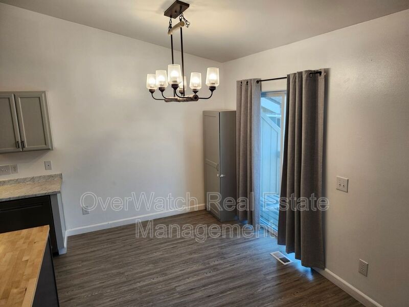 13839 Hunterwood Ln - Photo 6 of 24