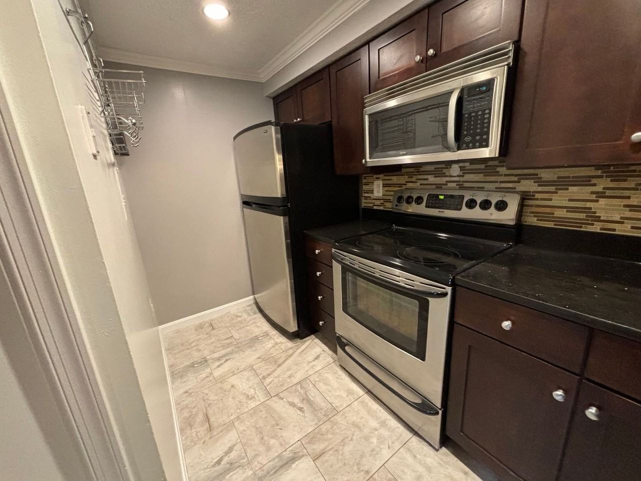 26001 Brigadier Pl - Photo 4 of 16