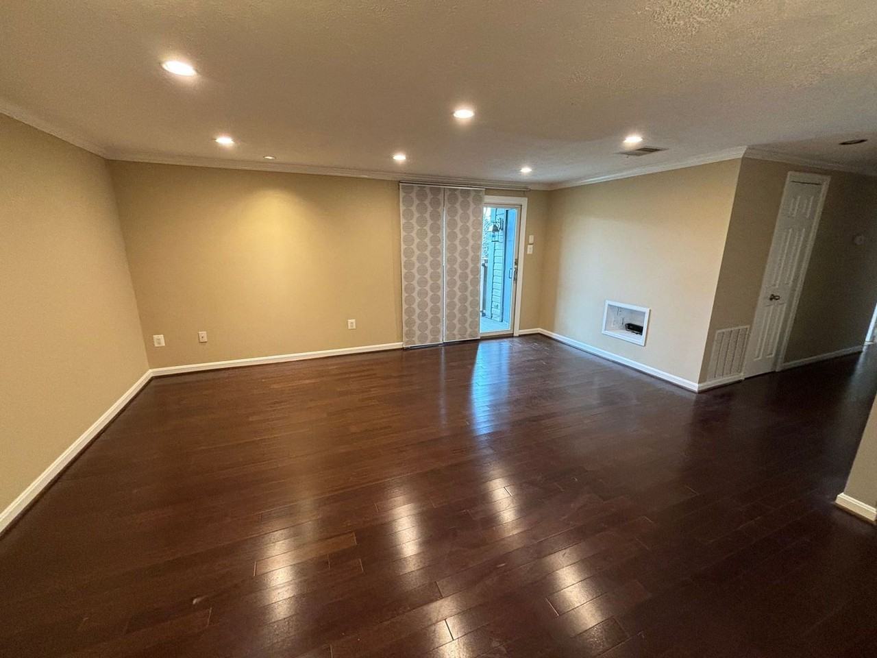 26001 Brigadier Pl - Photo 6 of 16
