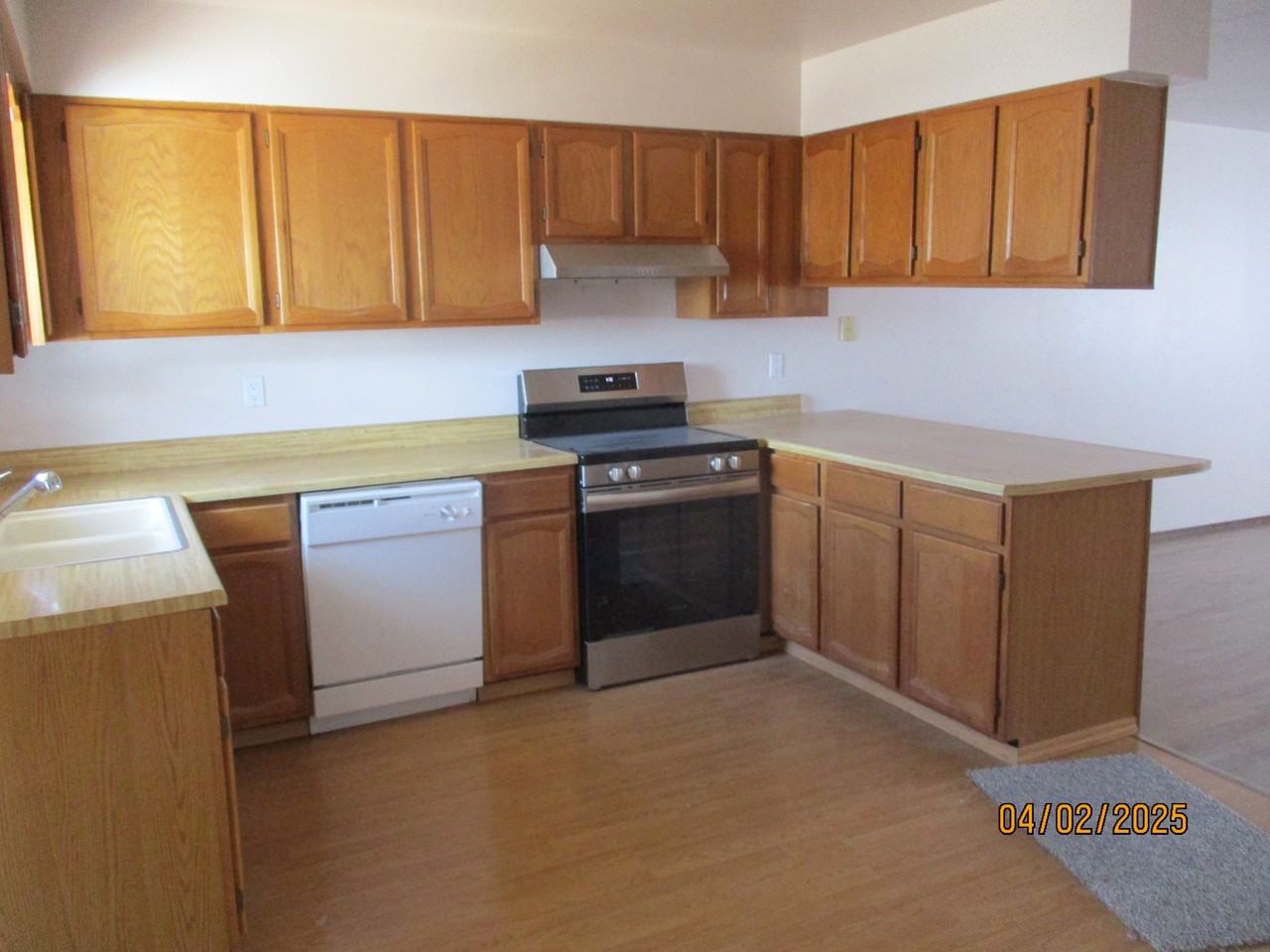 2902 N 5th St #B - Photo 4 of 12