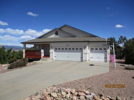 featured image of 184 Blue Grouse Dr