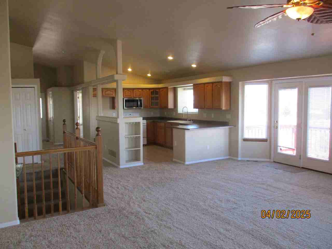 184 Blue Grouse Dr - Photo 3 of 19